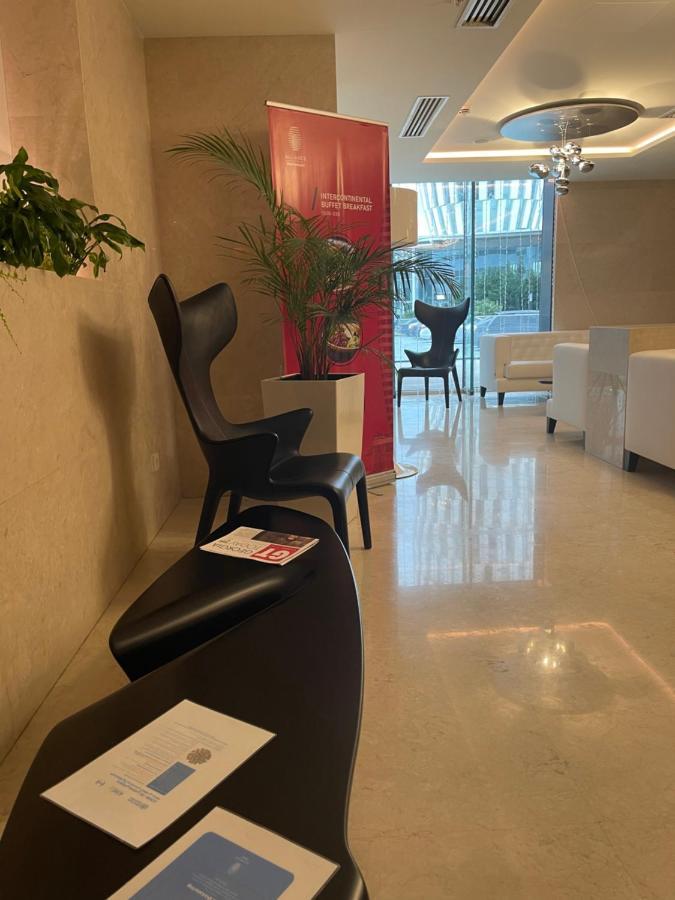 Apartment 16,26,27 Floors In Alliance Palace Batoemi Buitenkant foto
