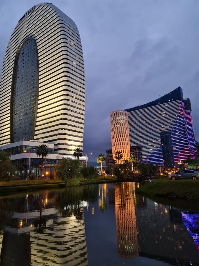 Apartment 16,26,27 Floors In Alliance Palace Batoemi Buitenkant foto