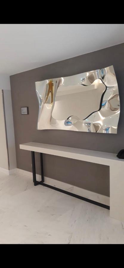 Apartment 16,26,27 Floors In Alliance Palace Batoemi Buitenkant foto