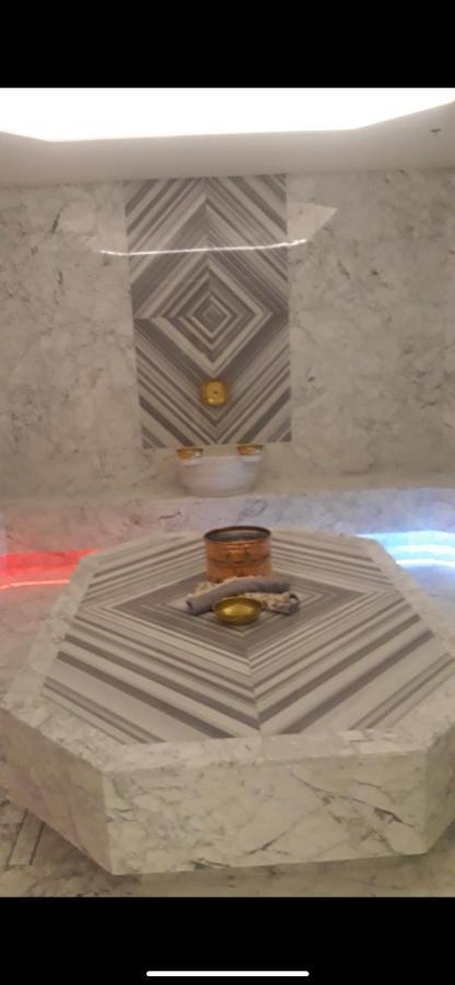 Apartment 16,26,27 Floors In Alliance Palace Batoemi Buitenkant foto